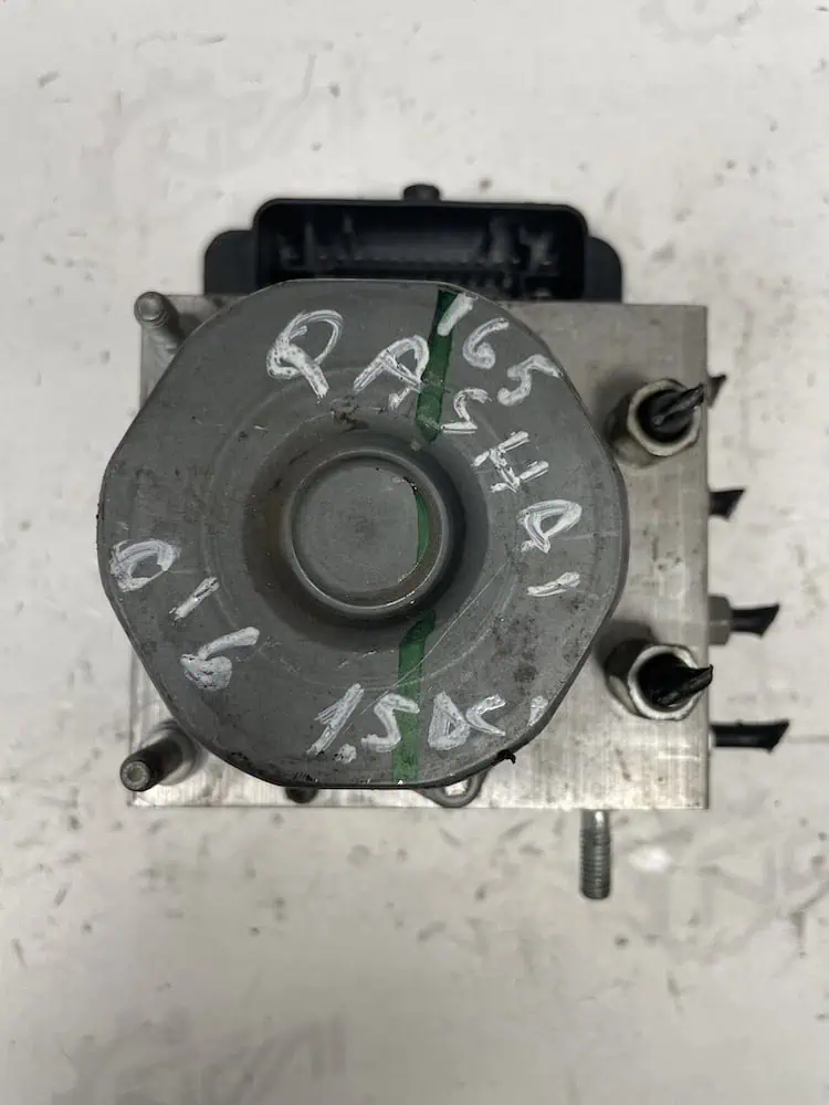 0265243388-1 Centralina Pompa ABS Nissan Qashqai 1.2 DIG-T 16V (85kw) - 0265243388