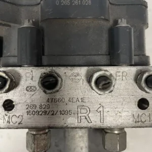0265261028-1 Centralina Pompa ABS Nissan Qashqai 1.5 dCi (81kw) - 0265261028
