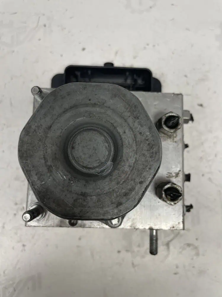Centralina Pompa ABS Nissan Qashqai 1.6 dCi (96kw) - 0265261030