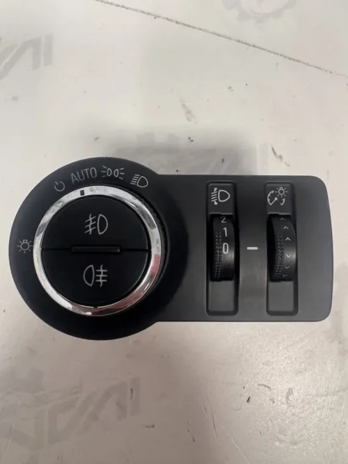 Interruttore Luci Opel Astra J 1.6 CDTI (100kw) - 13268702