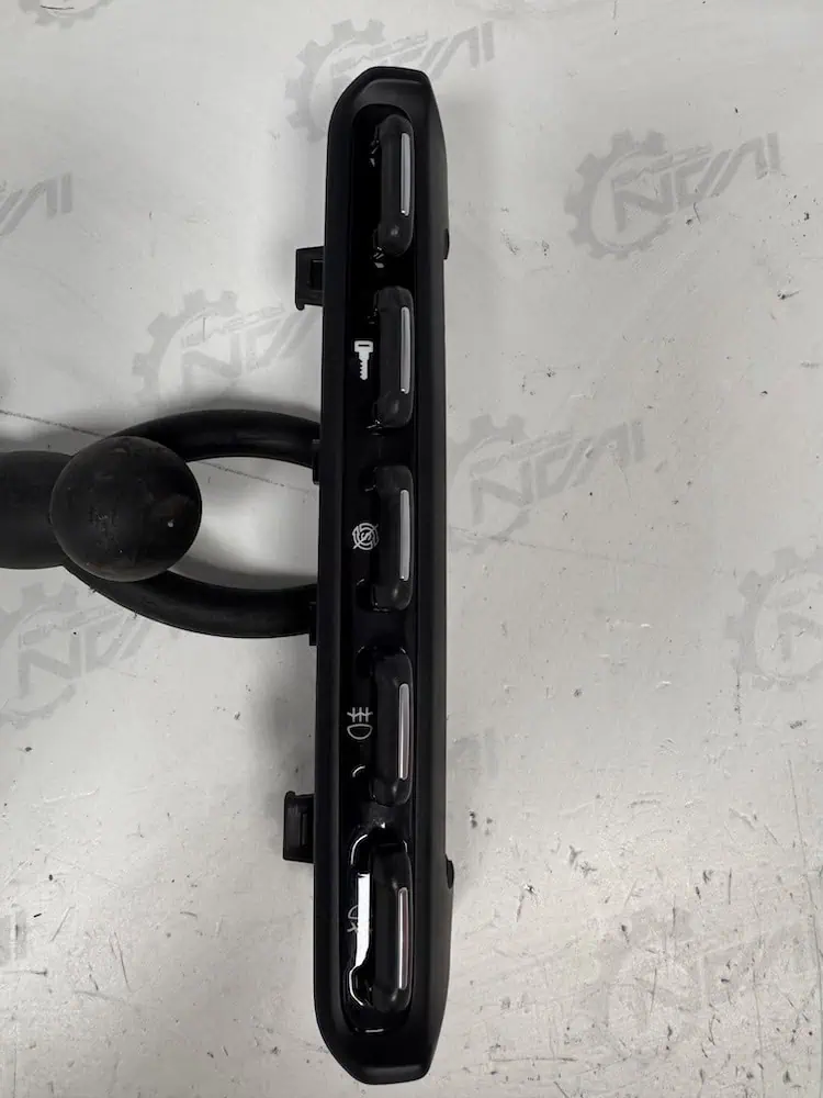 156095042-1 Pulsantiera Centrale Alfa Romeo Giulietta 1.6 JTDm (77kw) - 156095042