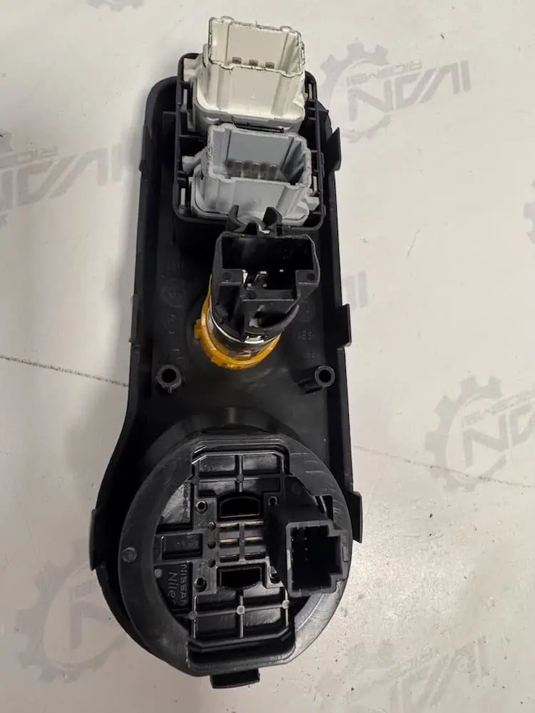 Interruttore Controllo Trazione Dacia Duster 1.5 dCi (79kw) - 251630024R