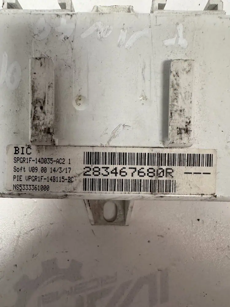 283467680R-2 Centralina Autoradio Renault Clio 1.5 dCi (66kw) - 283467680R