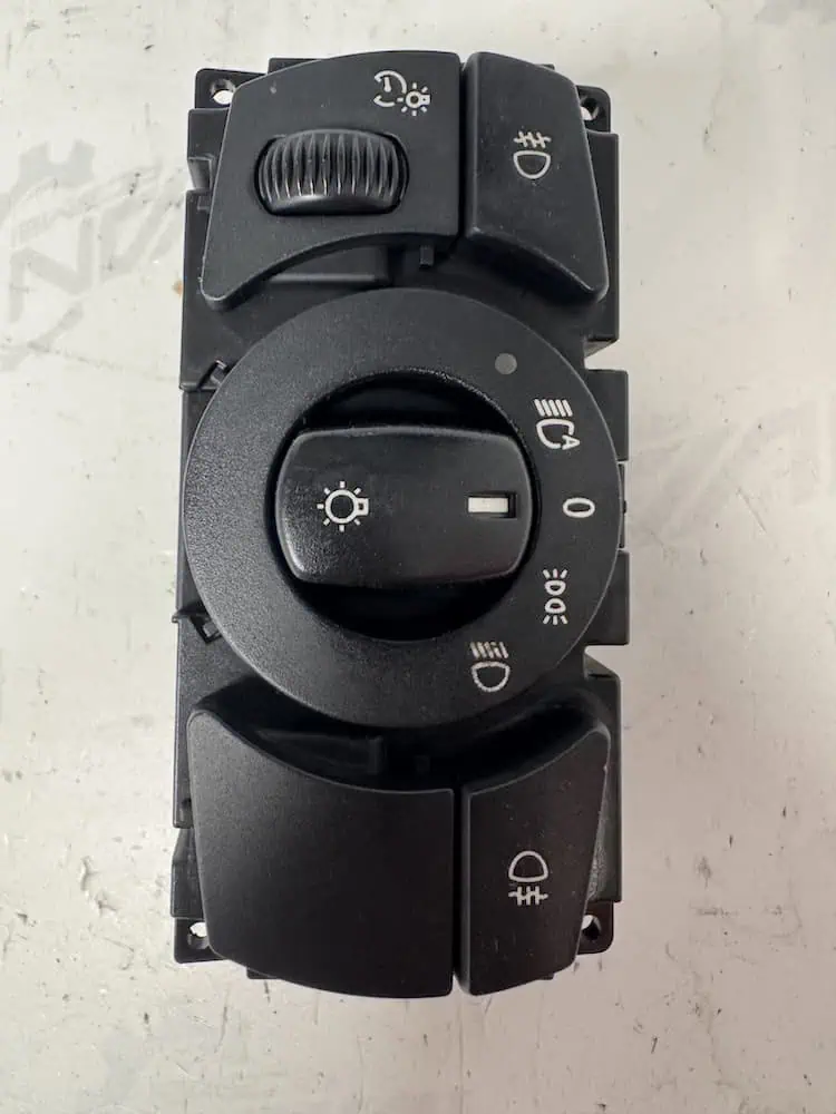 6925287-1 Interruttore Comando Luci Bmw Serie 5 530d (160kw) - 6925287