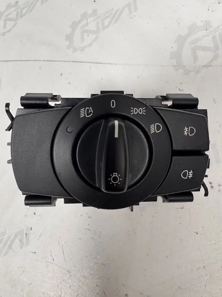 Interruttore Luci Bmw Serie 1 (E87) 120d (105kw) - 693279604