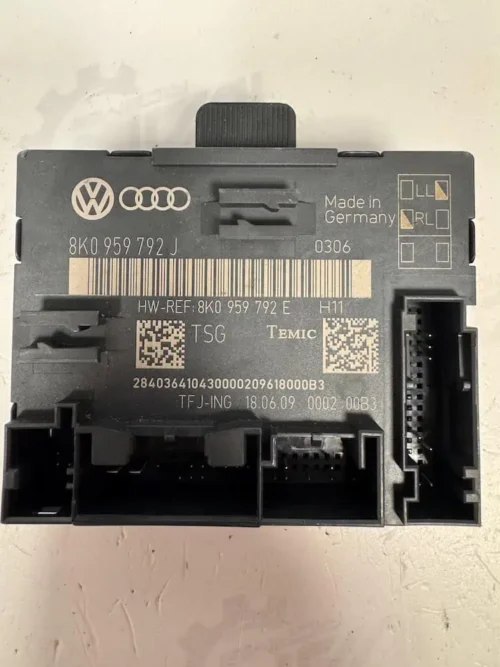 Centralina Porta Anteriore DX Audi A4 2.0 TDI (155Kw) - 8K0959792J