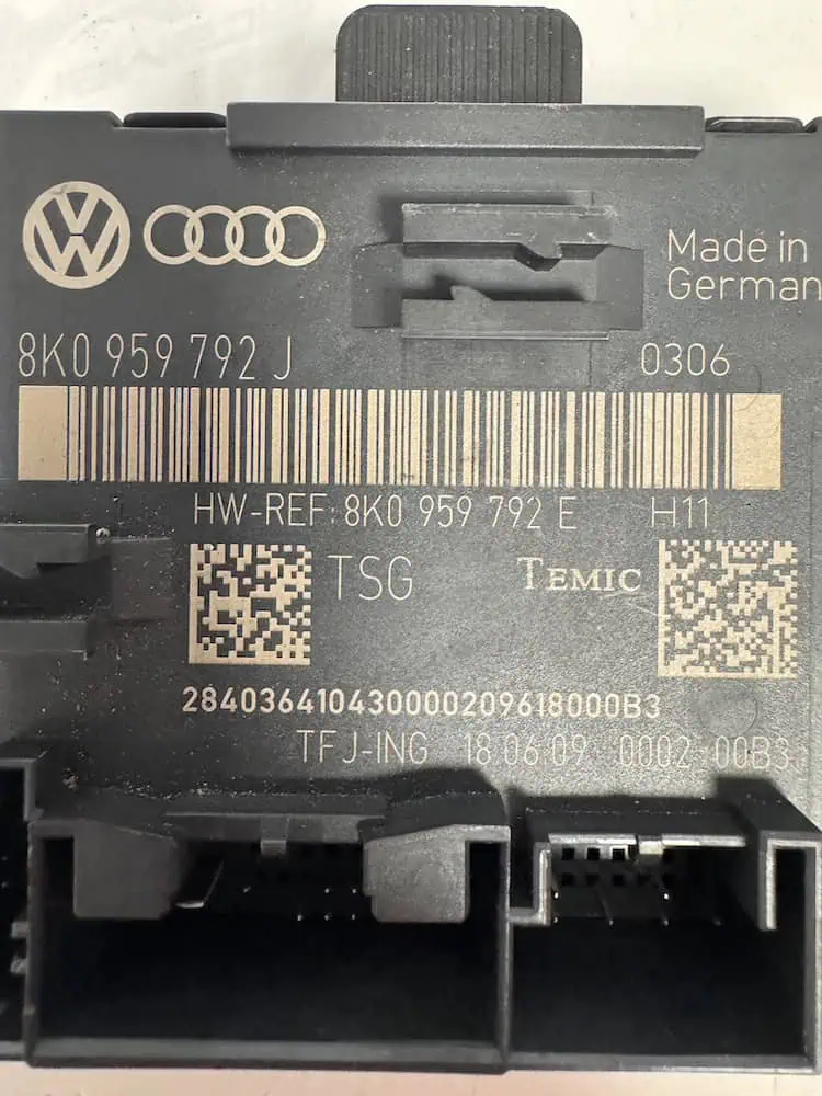 8K0959792J-2 Centralina Porta Anteriore DX Audi A4 2.0 TDI (155Kw) - 8K0959792J