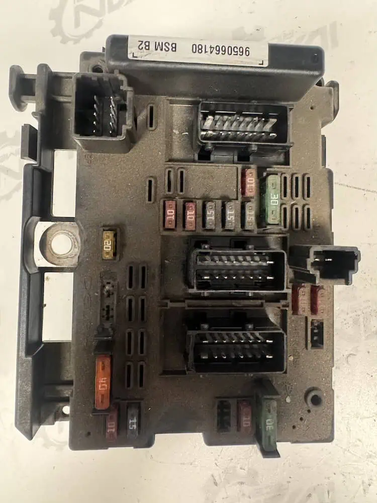 Centralina Body Computer Peugeot 307 1.6 HDi (80kw) - 9650664180