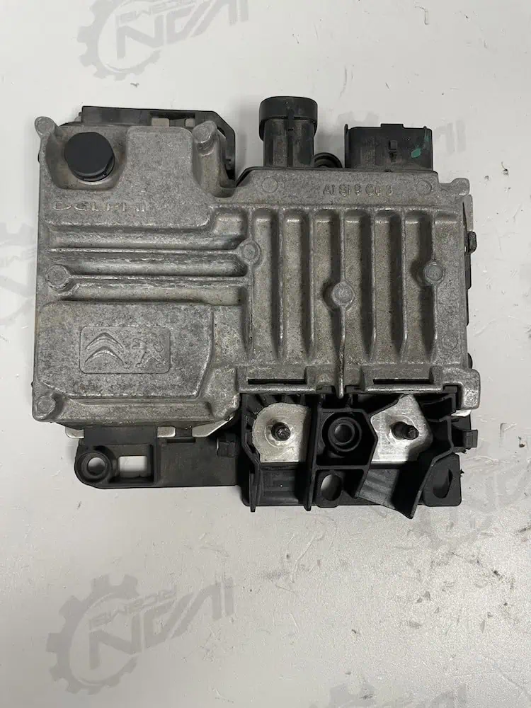 Centralina Motore Peugeot 2008 1.6 HDI (88kw) - 9819596180