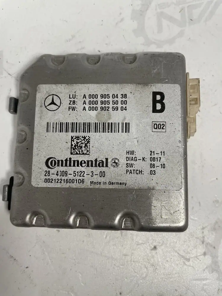 A0009050438-1 Centralina Telecamera Anteriore Mercedes-Benz Classe C 220 CDI (125kw) - A0009050438
