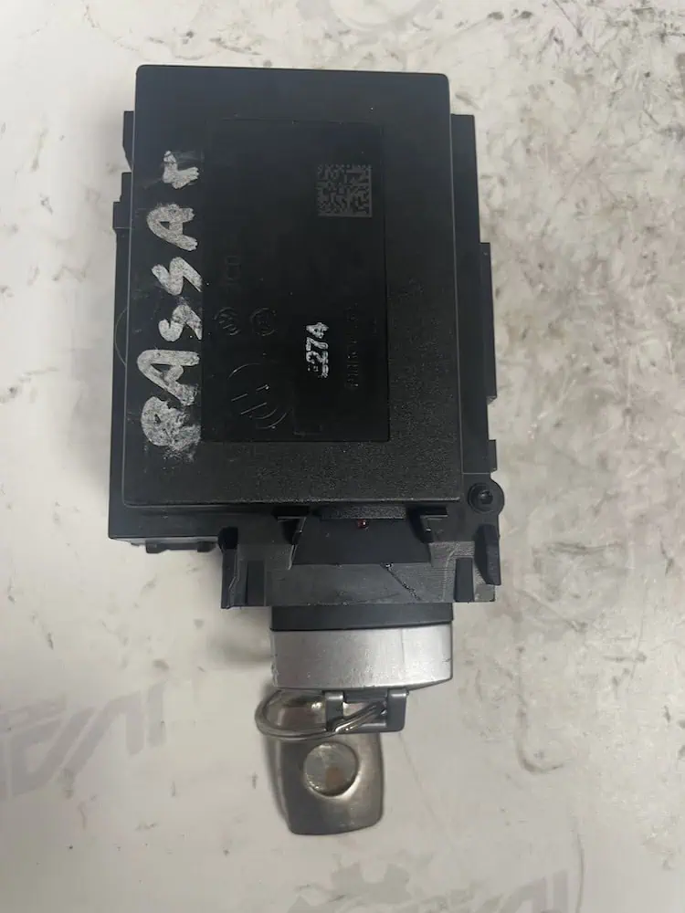 Blocchetto Accensione Volkswagen Passat 2.0 TDI (103kw) - 3C0905843