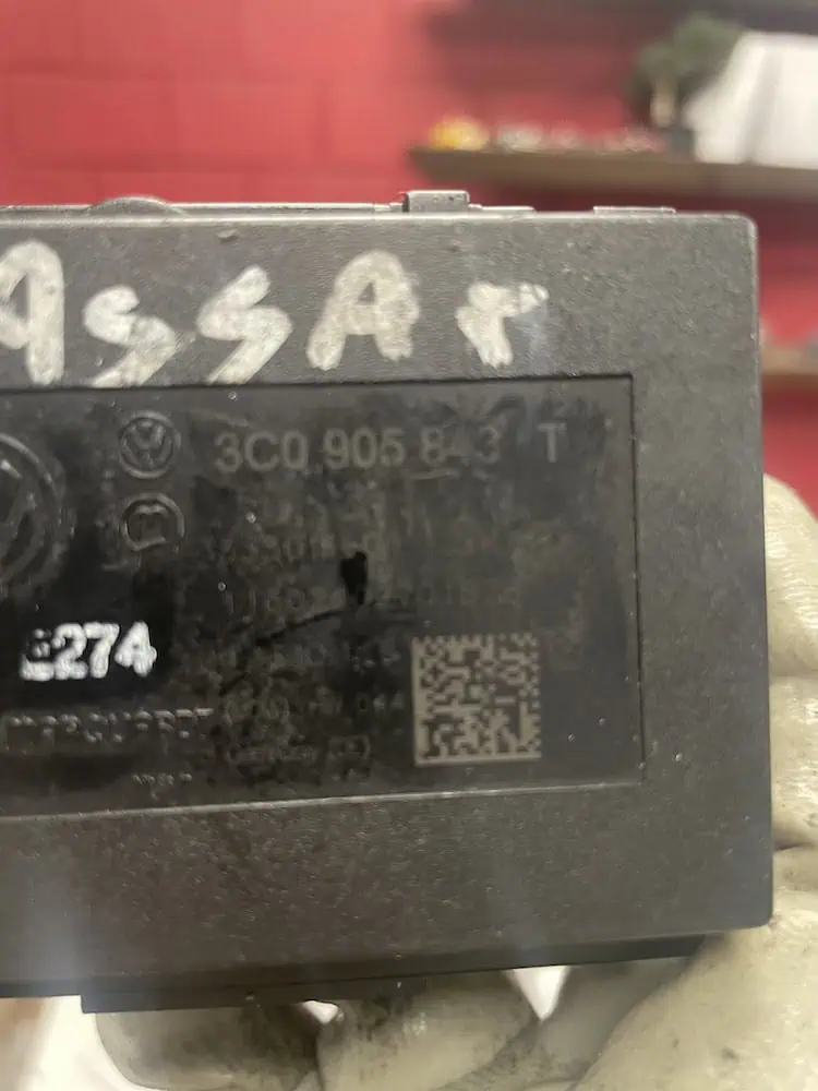 Blocchetto Accensione Volkswagen Passat 2.0 TDI (103kw) - 3C0905843