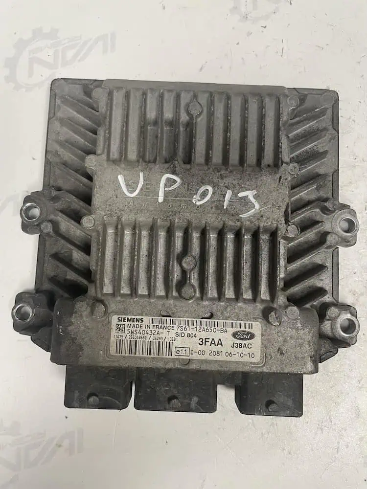 Centralina Motore Ford Fusion 1.4 TDCi (50kw) - 5WS40432AT