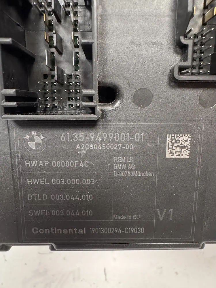 Centralina Body Computer Bmw Serie 3 320d (135kw) - 6135949900101