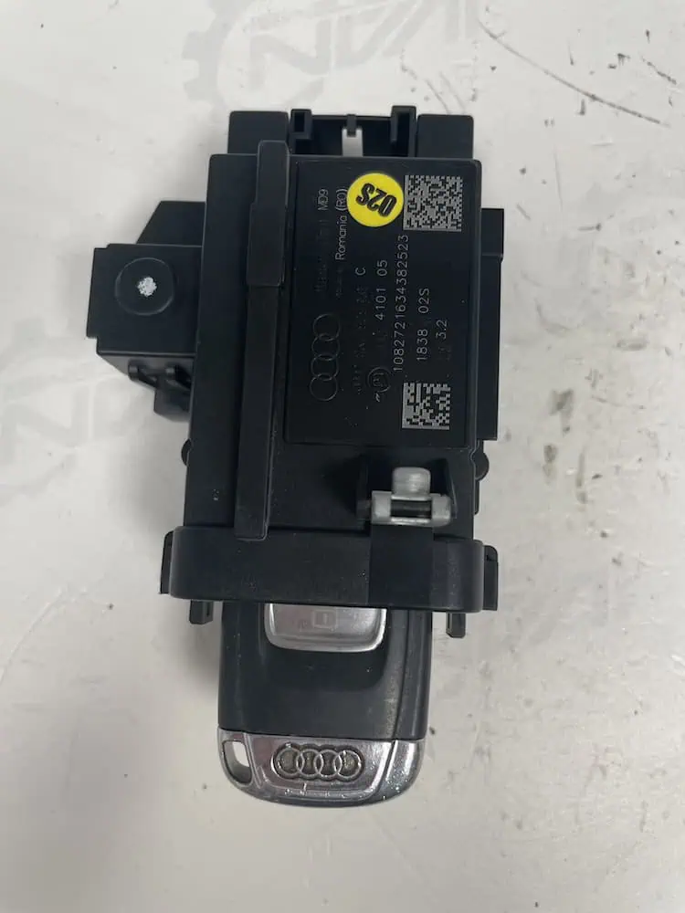8K0909131C-1 Blocchetto Accensione Audi A4 2.0 TDI (105kw) - 8K0909131C