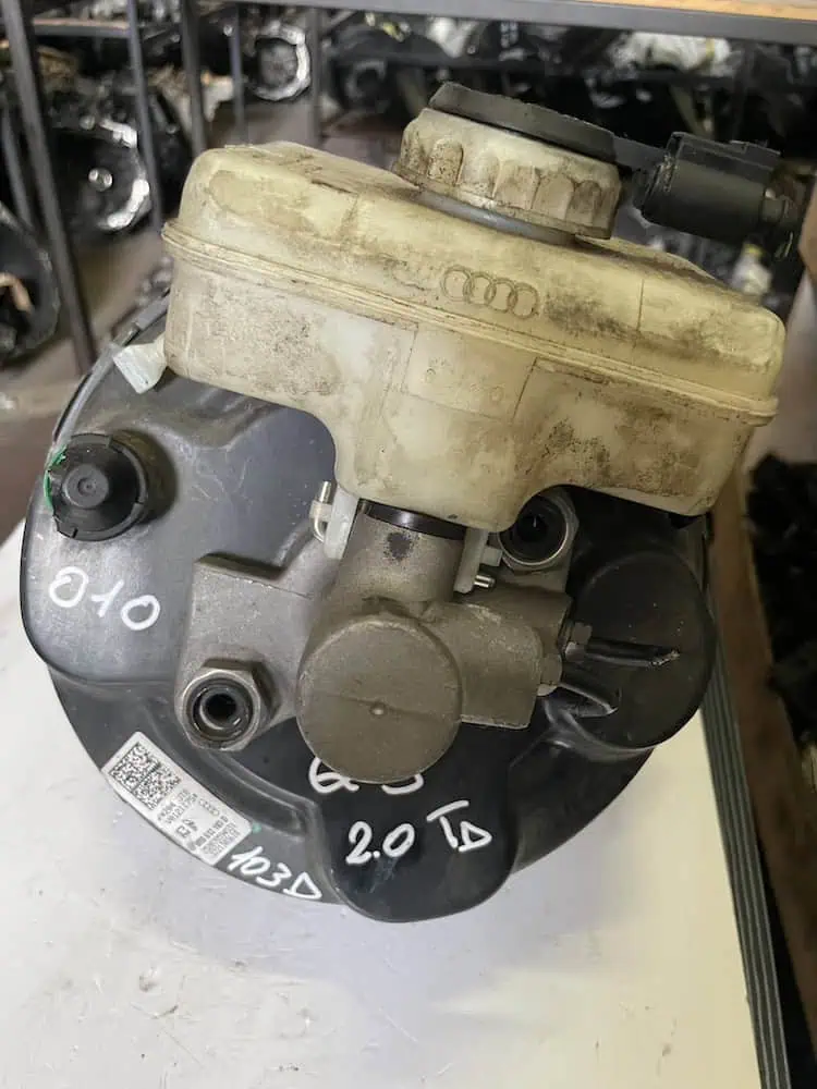 Servofreno Audi Q5 2.0 TDI (125kw) - 8R0612103D