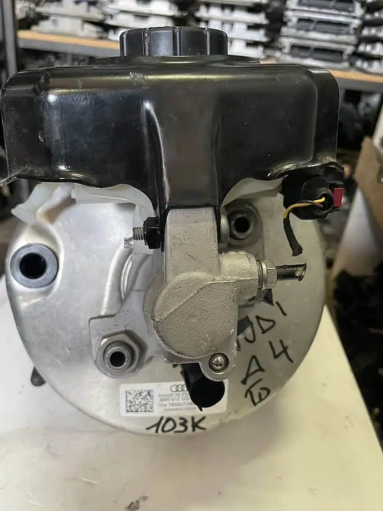8W0612103K-1 Servofreno Audi A4 Avant 2.0 TDI (120kw) - 8W0612103K