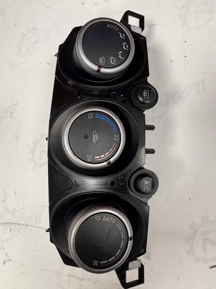 DP7661190-1 Comando Clima Mazda 2 1.4 TD (50kw) - DP7661190