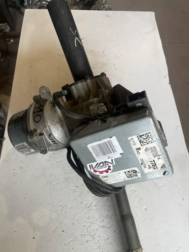 Piantone sterzo elettrico Fiat 500L 1.3 Diesel (70kw) - 00519561110