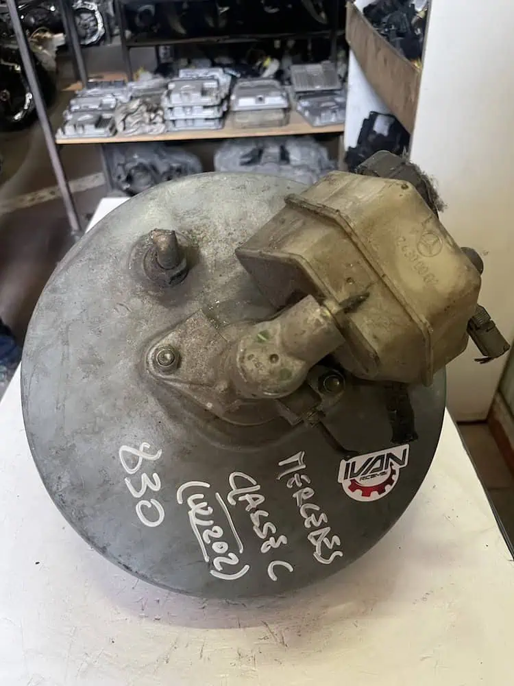 Servofreno Mercedes-Benz Classe C 250 (110kw) - 4301830