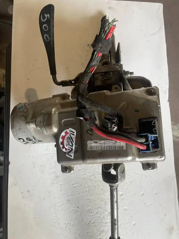Piantone sterzo elettrico Fiat 500 L 1.3 MJT (62kw) - 735526394