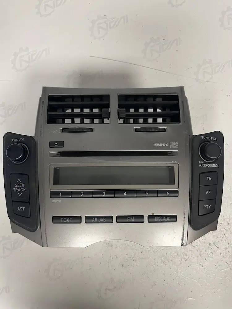 Autoradio Toyota Yaris 1.3 Benzina (63kw) - 861200D490