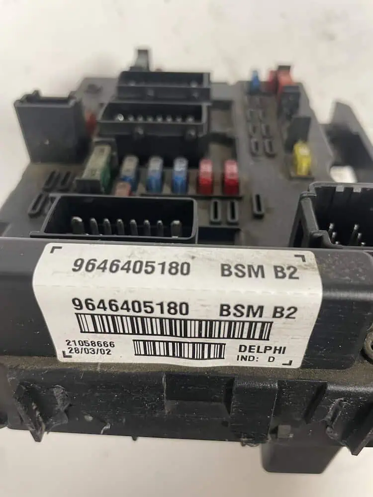 Centralina Body Computer Peugeot 307 2.0 HDi (79kw) - 9646405180