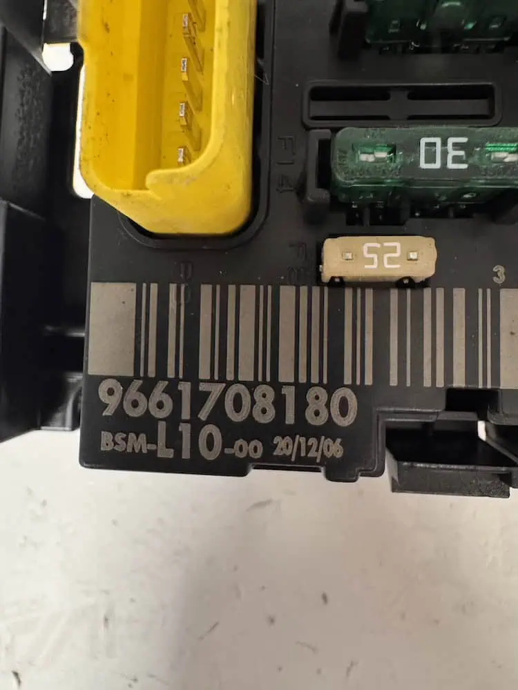 Centralina Body Computer Peugeot 207 1.4 HDI (50kw) - 9661708180