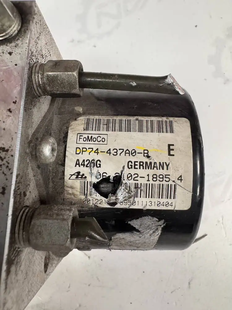 Centralina Pompa ABS Mazda 2 1.3 16V (62kw) - DP74437A0B