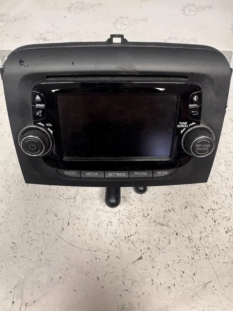 Autoradio/Display Fiat 500L 1.3 16V MJT (62kw) – 07355944710