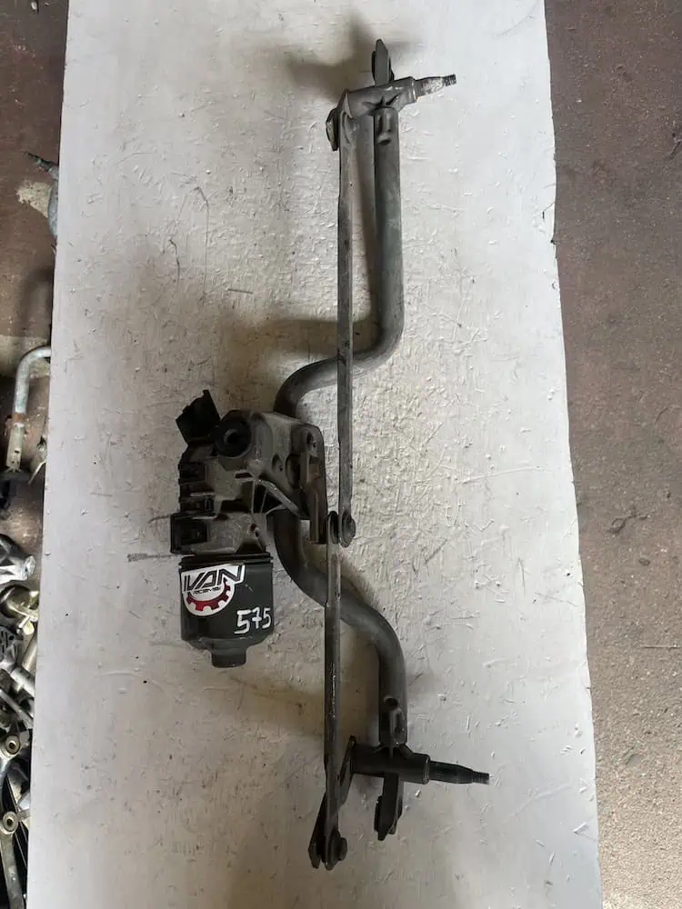 3397020575-1 Motorino Tergicristallo Anteriore Renault Clio 1.5 dCi (60kw) – 3397020575