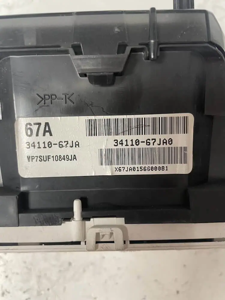 Quadro Strumenti Suzuki Grand Vitara 1.9 DDiS (95kw) – 3411067JA