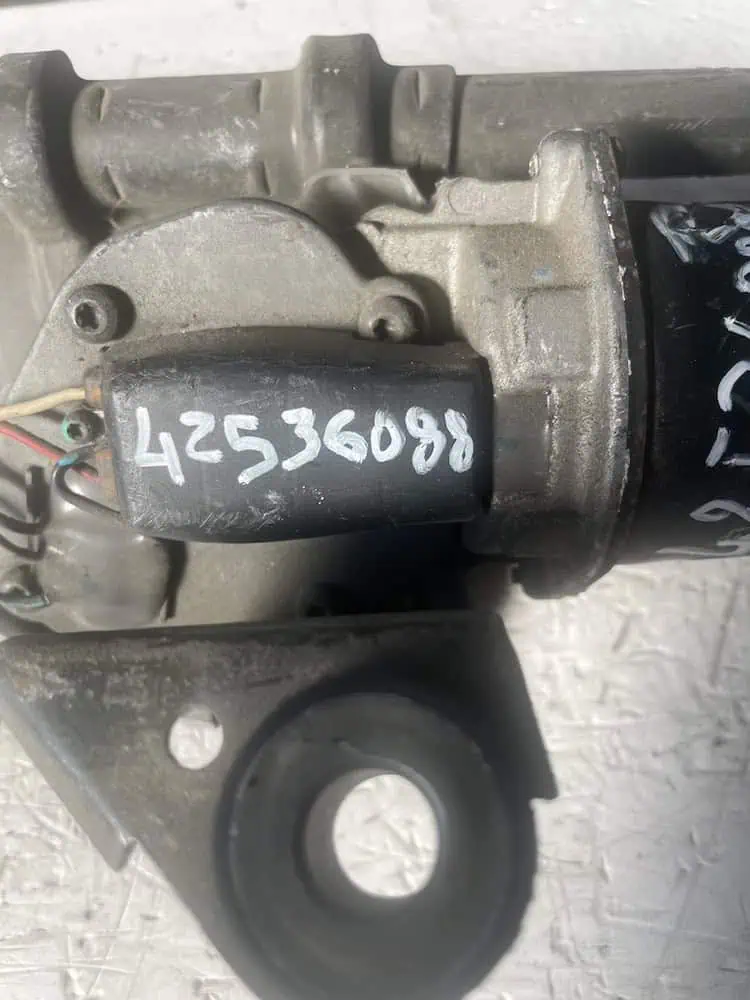42536088-2 Motorino Tergicristallo Anteriore Iveco Daily 2.8 TDI (66kw) - 42536088