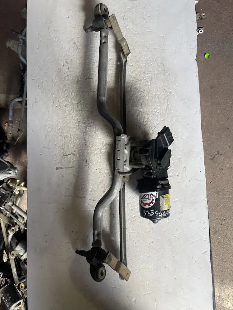 53554402-1 Motorino Tergicristallo Anteriore Renault Clio II 1.5 dCi (48kw) – 53554402
