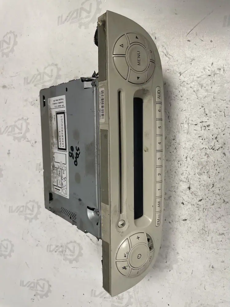 7646383316-1 Autoradio Fiat 500 1.3 MJT (55kw) – 7646383316
