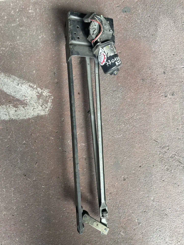 7701055893-1 Motorino Tergicristallo Anteriore Renault Trafic 1.9 dCi (74kw) – 7701055893