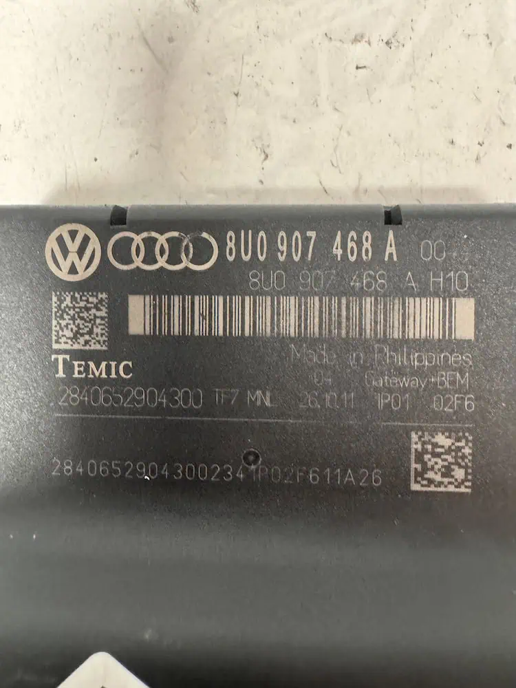 8U0907468A-2 Centralina Gateway Audi A1 1.6 TDi (66kw) – 8U0907468A