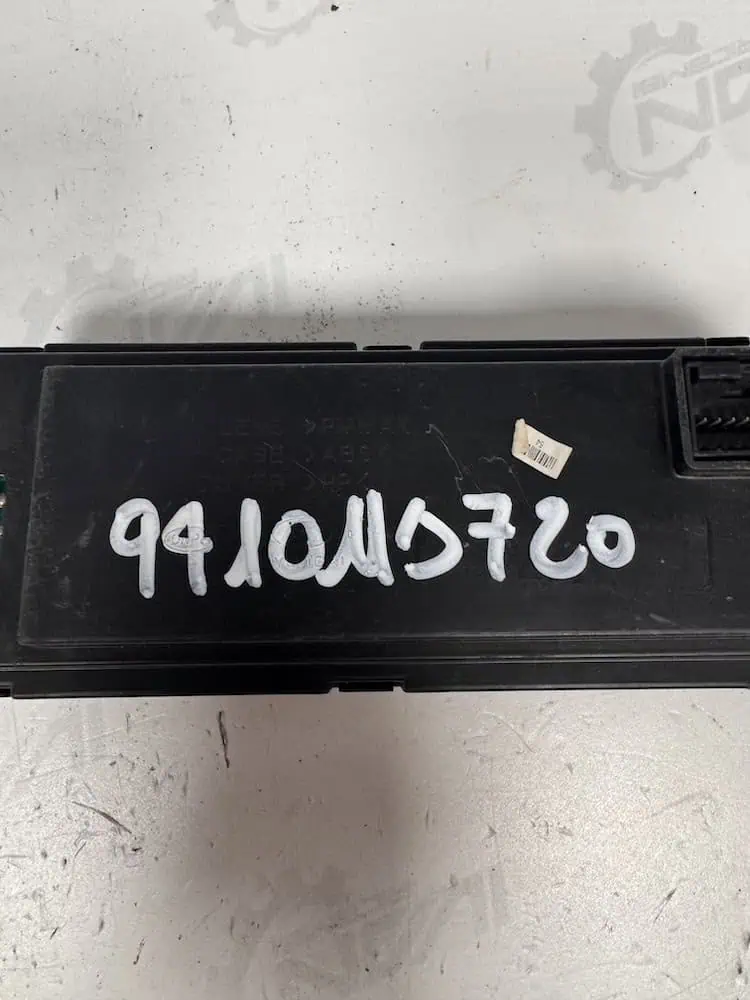 941011J720-2 Display Monitor Hyundai i20 1.2 (57kw) - 941011J720