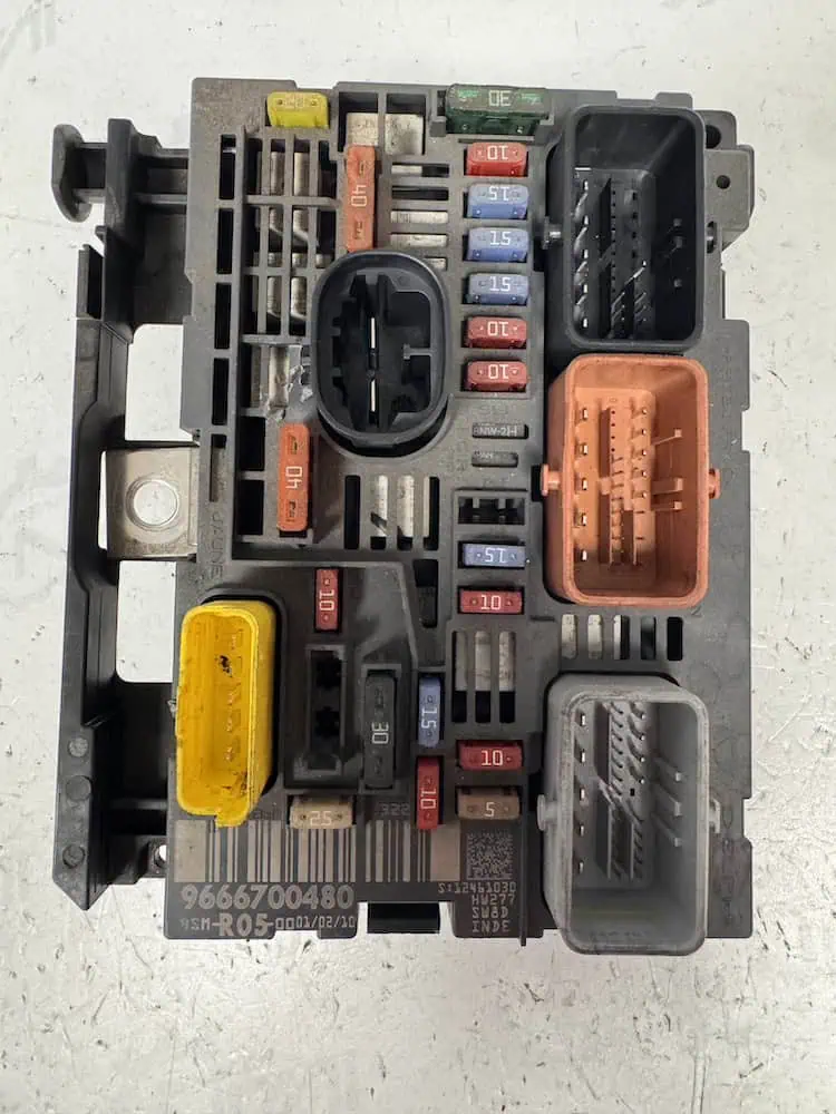 Centralina Body Computer Citroen Berlingo 1.6 HDi 16V (66kw) - 9666700480