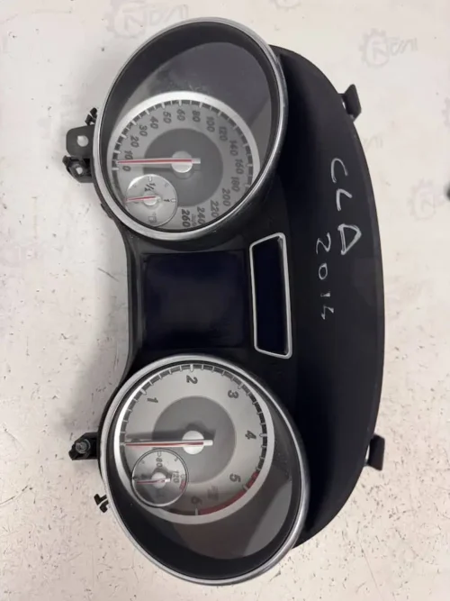 Quadro Strumenti Mercedes-Benz Classe CLA 220 CDI (125kw) – A1179004601