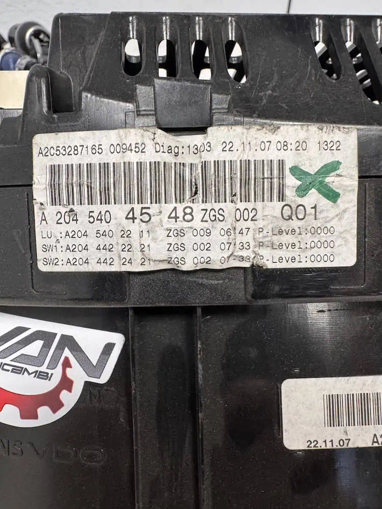 Quadro Strumenti Mercedes-Benz Classe C 220 CDI (125kw) – A2045404548