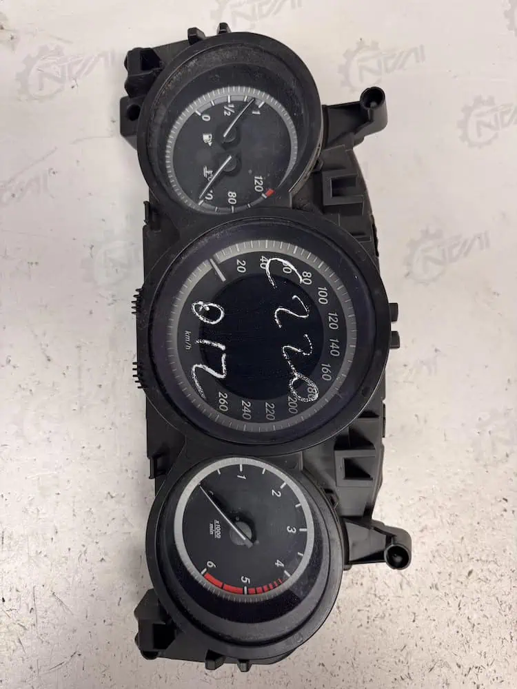 Quadro Strumenti Mercedes-Benz Classe C (S204) 220 CDI (125kw) - A2049004008
