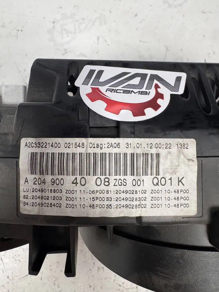 Quadro Strumenti Mercedes-Benz Classe C (S204) 220 CDI (125kw) - A2049004008