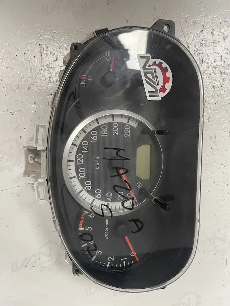 C23555430-1 Quadro Strumenti Mazda 5 2.0 16V (81kw) – C23555430