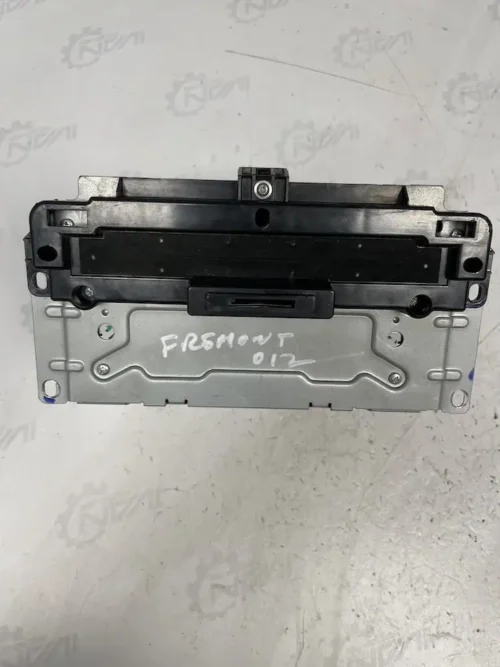 P05064543AJ-1 Autoradio/Navigatore Fiat Freemont 2.0 MJT (125kw) – P05064543AJ
