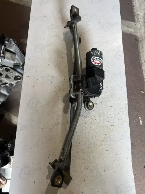 Motorino Tergicristallo Anteriore Ford Mondeo 2.0 TDCi (00-07) – 0390211702
