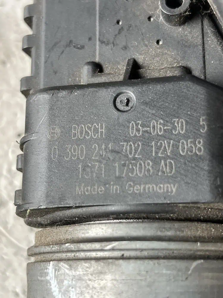 Motorino Tergicristallo Anteriore Ford Mondeo 2.0 TDCi (00-07) – 0390211702