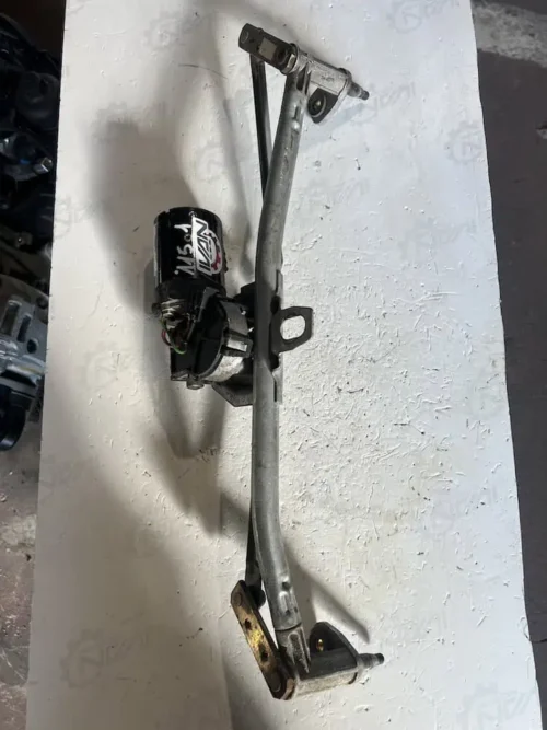 0390241151-1 Motorino Tergicristallo Anteriore Volkswagen Golf IV 1.4 16V (97-05) – 0390241151