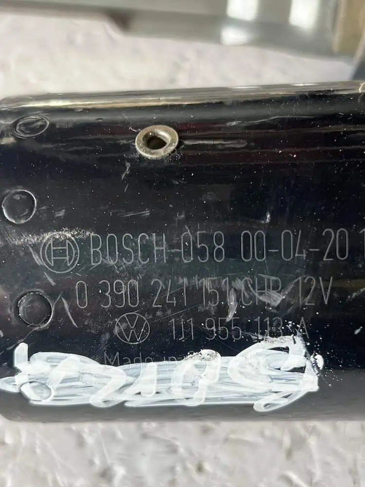Motorino Tergicristallo Anteriore Volkswagen Golf IV 1.4 16V (97-05) – 0390241151
