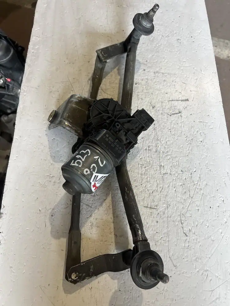 Motorino Tergicristallo Anteriore Peugeot 206 1.1 Benzina (09-12) – 0390241523